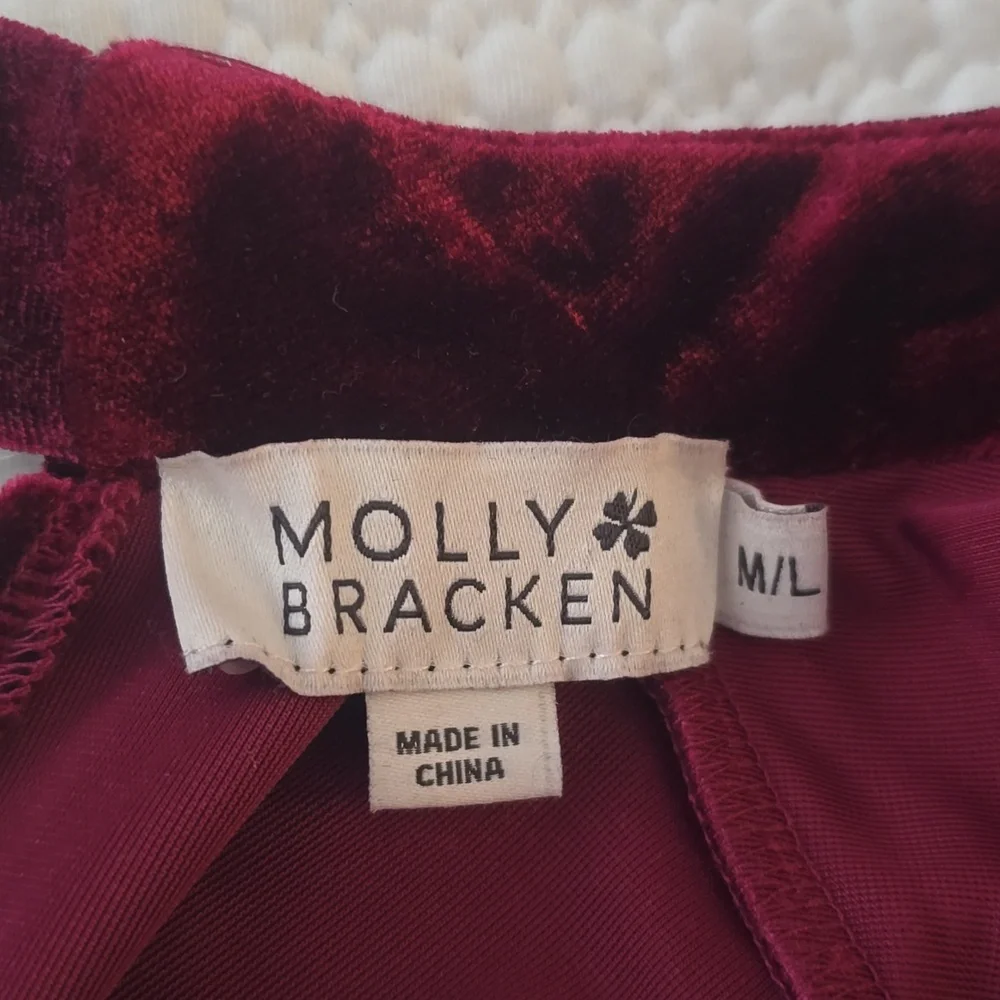 Molly Bracken Elegant Velvet Red Top - Picture 9 of 10